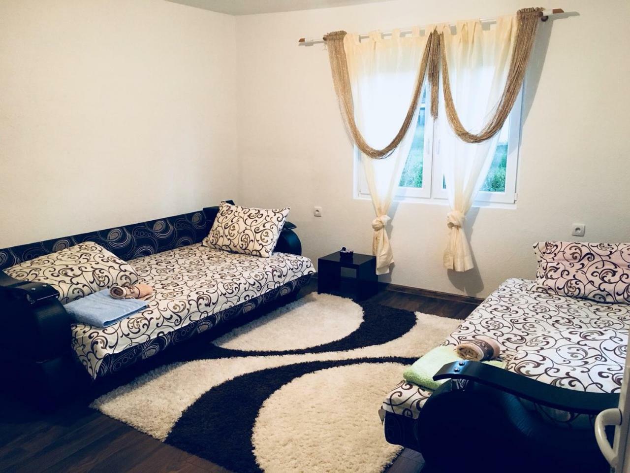 Apartmani ,,Bato,, Sjenica Bagian luar foto